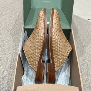 Nisolo Ama - Tan Woven Leather Slip-On Mules - size 7.5